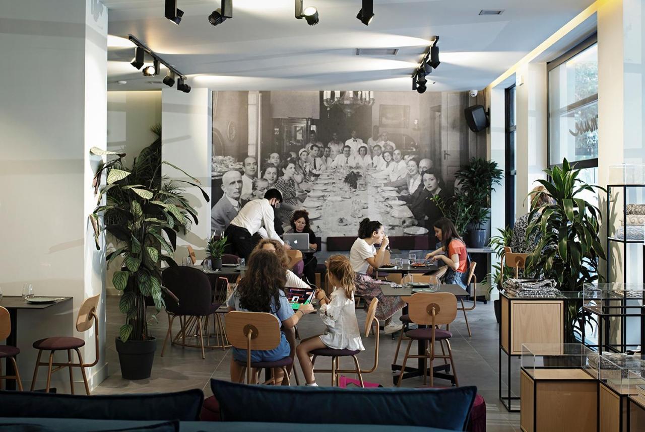 The Gem Society Hotel Атина Екстериор снимка